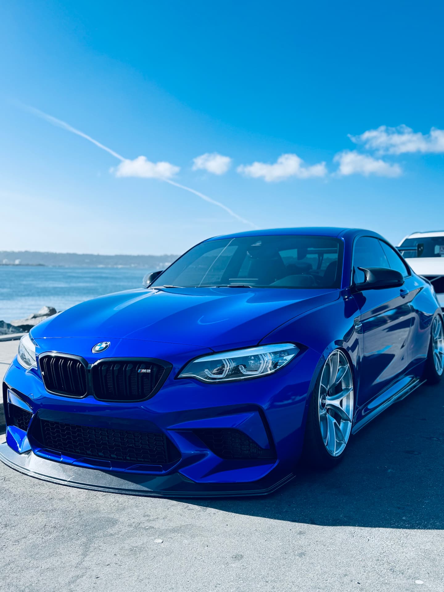 Completed full vinyl wrap on a vehicle in San Diego